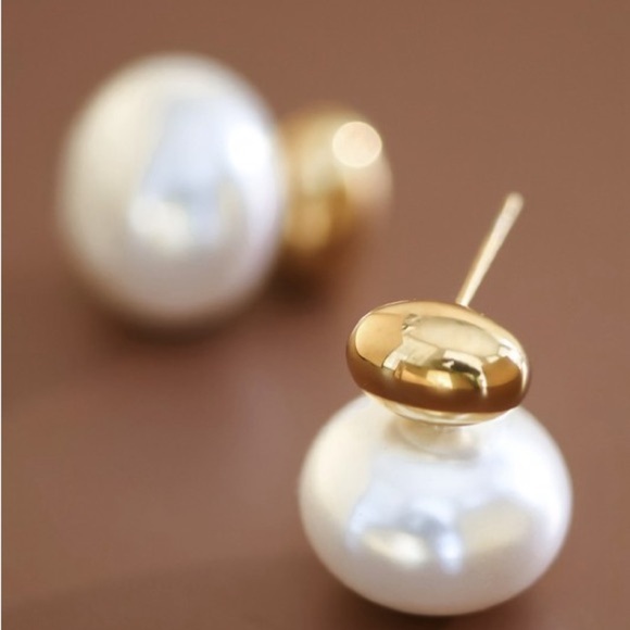 18K Gold Pearl Earrings - Picture 7 of 8